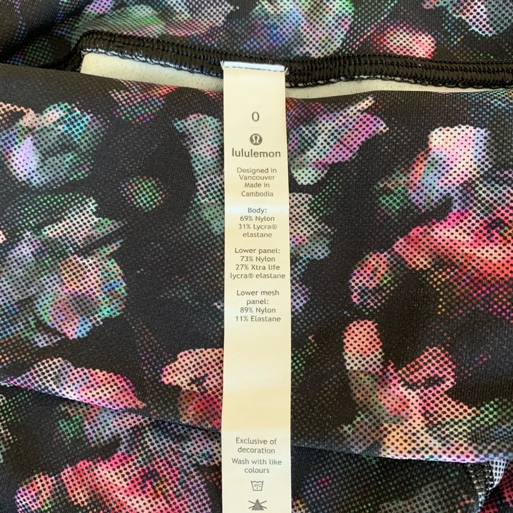 Lululemon leggings size 0 - Picture 4 of 4